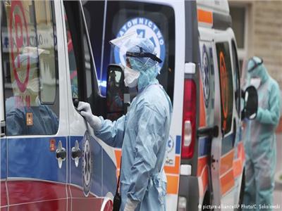 بولندا تسجيل رقم قياسي بعدد إصابات فيروس كورونا