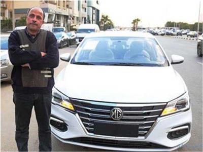 صاحب التاكسى المحترق بالجيزة: «لسانى عاجز عن شكر الرئيس السيسى»