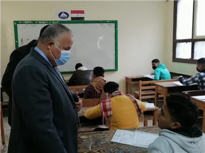 «تعليم دمياط» تشدد على الالتزام بالإجراءات الاحترازية في امتحانات الإعدادية