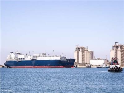 حركة الصادرات والواردات والحاويات والبضائع اليوم بميناء دمياط البحري