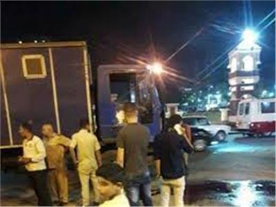 إصابة ضابط و3 أمناء شرطة وسجين في حادث تصادم سيارة ترحيلات بالتجمع الخامس 