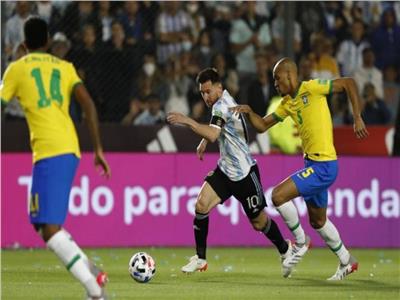إعادة المباراة وعقوبات بالجملة.. فيفا يصدم البرازيل والأرجنتين بقرارات صارمة