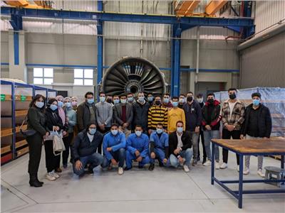 طلاب هندسة الزقازيق في زيارة ميدانية لشركة مصر للطيران