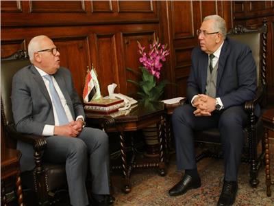 وزير الزراعة ومحافظ بورسعيد يبحثان سبل تحقيق التنمية الزراعية