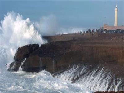 «الأرصاد»: اضطراب الملاحة بالبحر المتوسط وارتفاع الأمواج لـ5 أمتار