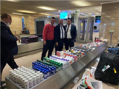 جمارك مطار القاهرة الدولي تضبط تهريب أدوية ومكملات غذائية ومستحضرات تجميل