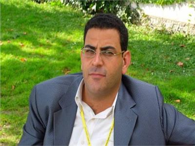 الصحفي بالأخبار حازم بدر يفوز بجائزة «أفضل حوار»