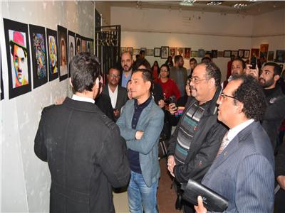 افتتاح معرض للفن التشكيلي بقصر ثقافة سوهاج