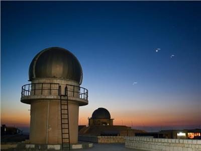 يوم كوكب زحل الأقصر في المجموعة الشمسية .. 10.7 ساعات