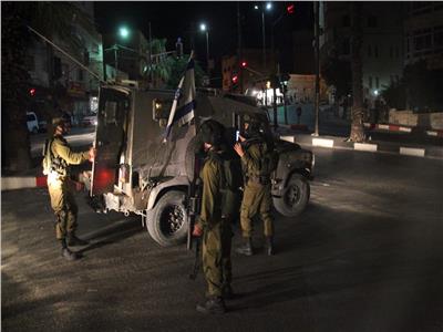  الشرطة الإسرائيلية تقتحم مدينة أم الفحم وتفتش البيوت بحثا عن مشاركين في عملية الاغتيال