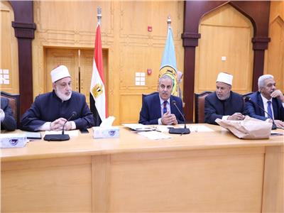 مجلس جامعة الأزهر يقدم التهنئة للرئيس السيسي بحلول شهر رمضان