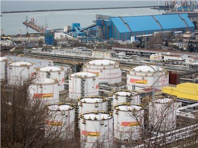 «فيتول»: أسعار النفط الحالية لا تعكس مخاطر الإمدادات الروسية