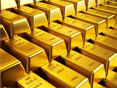 استقرار أسعار الذهب مع ارتفاع الدولار وعائدات السندات الأمريكية