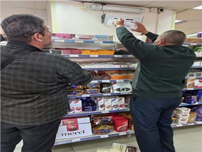 ضبط «شوكولاتة بالمخدرات» داخل محلين شهيرين في بورسعيد| صور 
