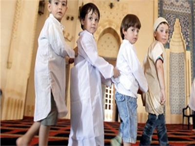 ما حكم اصطحاب الأطفال إلى المساجد؟ الإفتاء تُجيب 