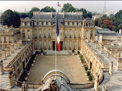 صلاحيات الرئيس الفرنسي في دستور بلاده | فيديو