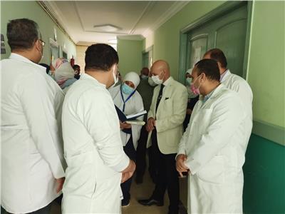 وكيل صحة الشرقية يتفقد تطوير مستشفى أبوحماد المركزي