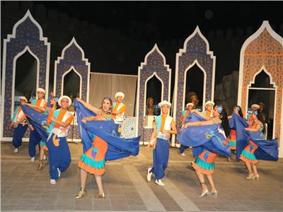 جمهور سور القاهرة يشارك الحرية للفنون الشعبية بـ «الفرح الإسكندراني»