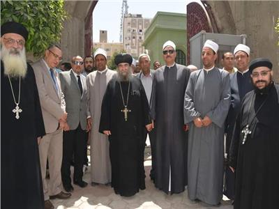 نائب رئيس جامعة الأزهر يهنئ الإخوة المسيحيين بعيد القيامة