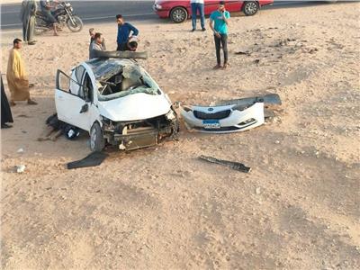مصرع وإصابة 3 من أسرة واحدة في حادث انقلاب سيارة بصحراوي قنا 