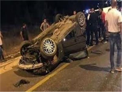 بالأسماء.. إصابة 7 أشخاص في حادث انقلاب سيارة ملاكي ببني سويف