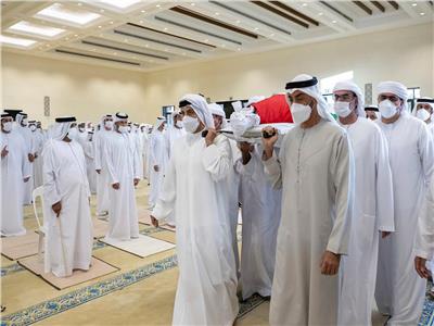 عمرو أديب: مشهد جنازة الشيخ خليفة يعكس تماسك الإمارات