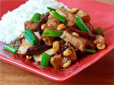مطابخ عالمية| أسهل طريقة لإعداد دجاج «كونغ باو الصيني» في المنزل