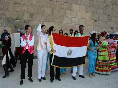  مهرجان الطبول الدولي يختتم فعالياته على مسرح بئر يوسف بالقلعة 