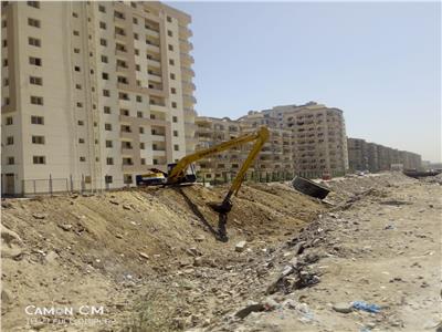 الري: إزالة فورية لحالة تعدي بالردم على مخر سيل طرة بمحافظة القاهرة