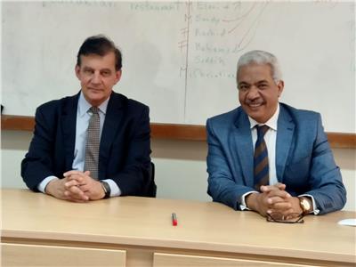  نائب رئيس جامعة الأزهر يلتقي عميد البحث العلمي بجامعة كابوديستريان 