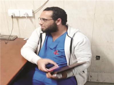 الأسرار الكاملة لسقوط الطبيب الإخواني المزيف داخل المستشفى الجامعي