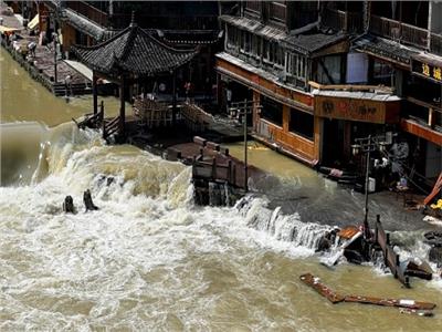 الفيضانات تودي بحياة 17 قتيلا و4 مفقودين في الصين