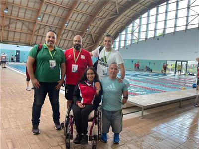 آية أيمن تفوز بالميدالية البرونزية في بطولة العالم للسباحة بماديرا 