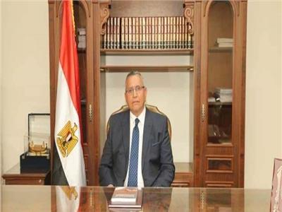 رئيس حزب الوفد: يطالب أعضاء حزب الوفد بعدم الانسياق خلف الشائعات المغرضة