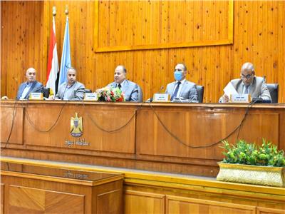 محافظ أسيوط يعلن موافقة المجلس التنفيذي على اللائحة التنفيذية لمكتبة مصر العامة 