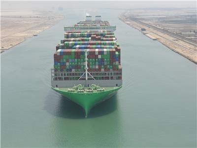 قناة السويس تشهد عبور سفينة الحاويات العملاقة «EVER ART» في أولى رحلاتها