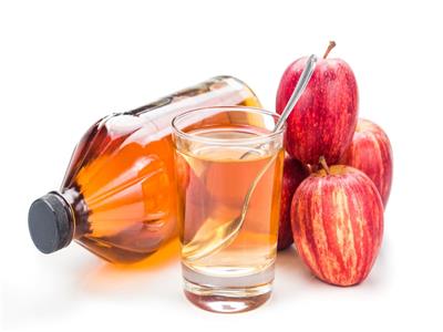 «تحسين مستويات الكوليسترول في الدم».. فوائد مذهلة لخل التفاح