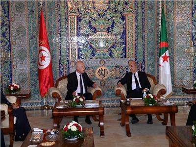 بداية من 15 يوليو ..الجزائر تعلن فتح الحدود البرية مع تونس