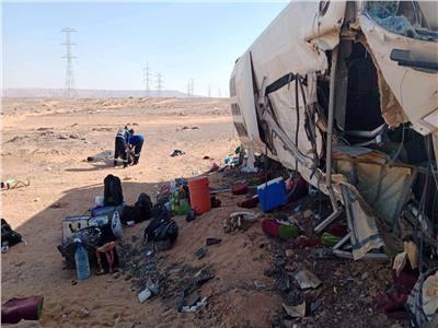 ننشر أسماء المصابين في حادث تصادم بين أتوبيس وسيارة بطريق أبو سمبل