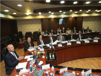وزير النقل يترأس الجمعية العمومية للشركة المصرية للصيانة الذاتية للطرق والمطارات