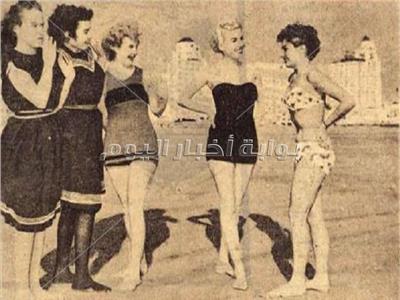 عرض خاص لمايوهات 1952.. «صيحة» تلهب الصيف