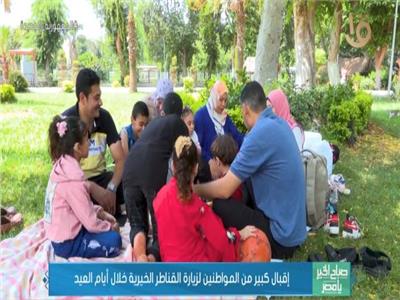 إقبال كبير من المواطنين على زيارة القناطر الخيرية خلال أيام العيد| فيديو 
