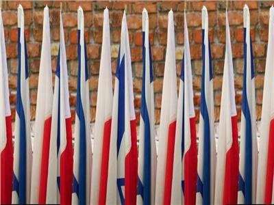 بولندا وإسرائيل تعيدان السفراء في خطوة أولى لعودة العلاقات