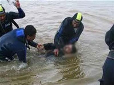 الإنقاذ النهرى يكشف لغز الجثة الغامضة ببحر شبين الكوم 