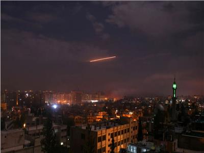 مقتل 3 عسكريين سوريين وإصابة 7 في «عدوان» إسرائيلي قرب دمشق