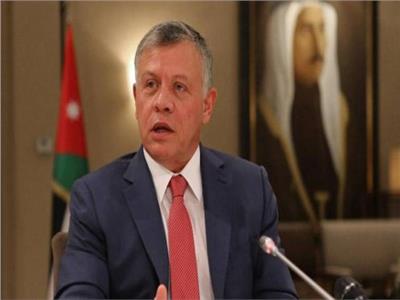 العاهل الأردني يبحث مع وفد أمريكي سبل تعزيز العلاقات الاستراتيجية