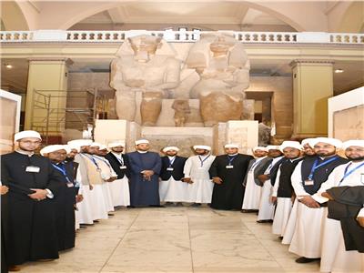 كبار علماء الهند في زيارة للمتحف المصري.. ويؤكدون: مصر صاحبة حضارة عظيمة