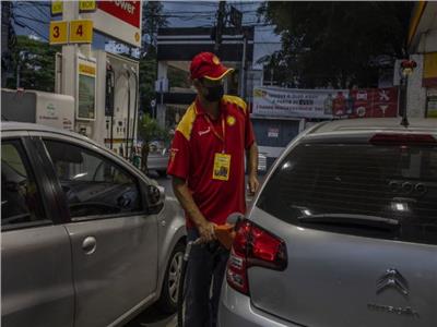 بنغلاديش ترفع أسعار الوقود بنحو 50%