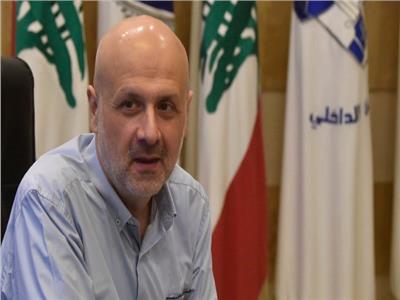 تعرض موكب وزير الداخلية اللبناني لحادث سير 