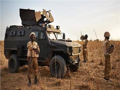 بوركينا فاسو: مقتل 15 جنديا بسبب انفجار عدد من الألغام